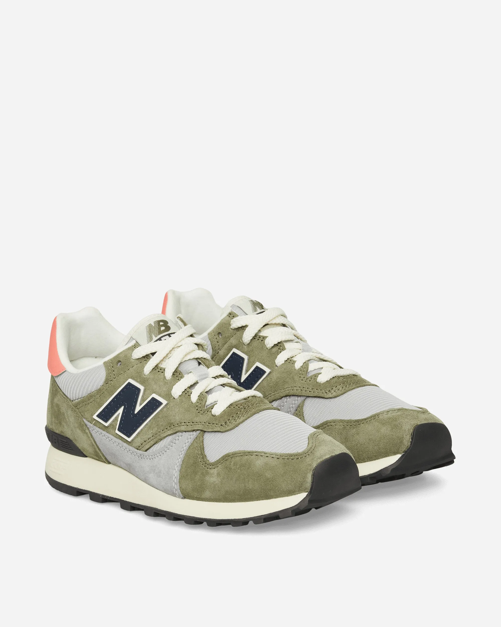 475 Sneakers Dark Olivine / Raincloud / Drift Red