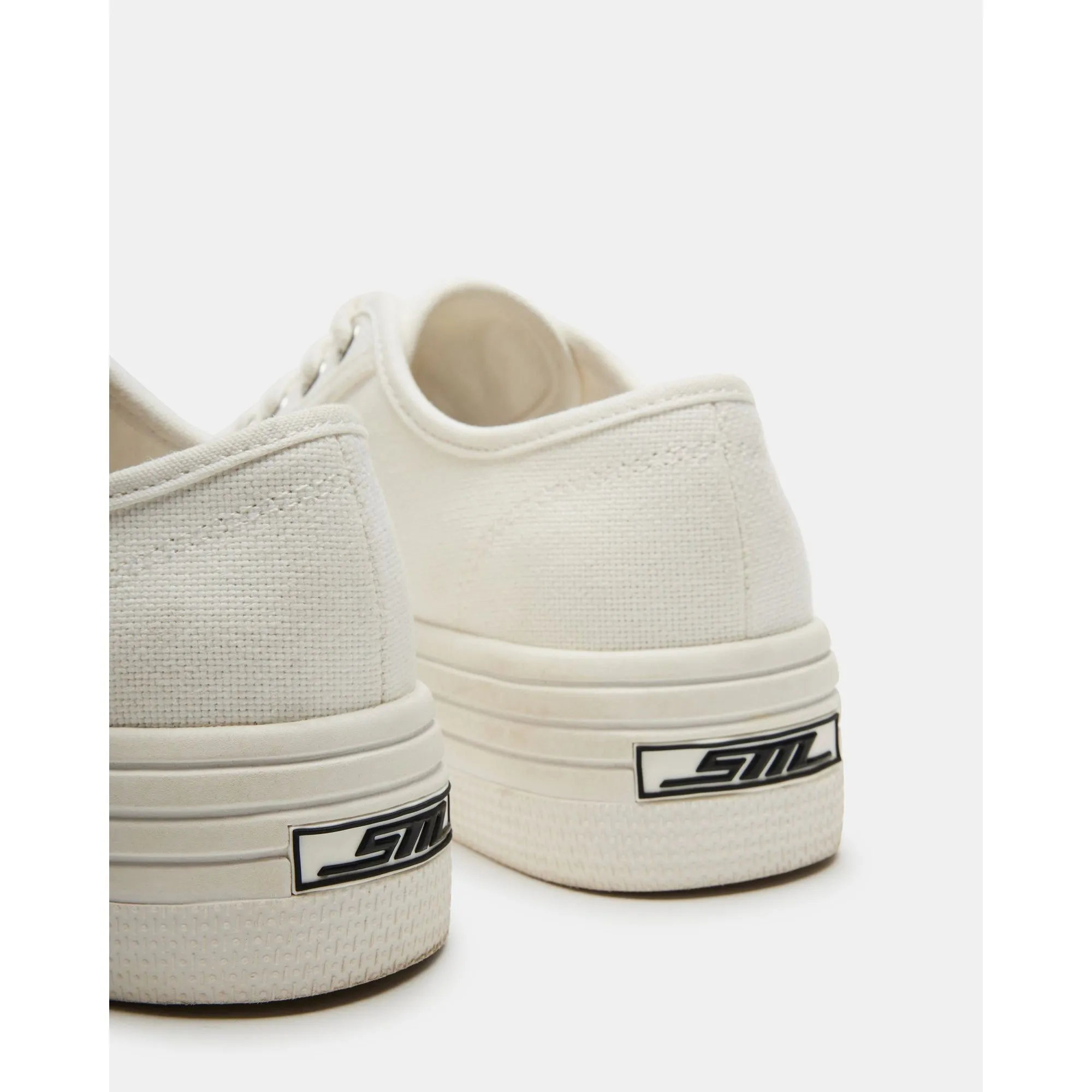 BOBBI 30 WHITE FABRIC