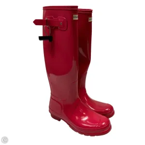 Boots Designer By Hunter In Pink, Size: 8
