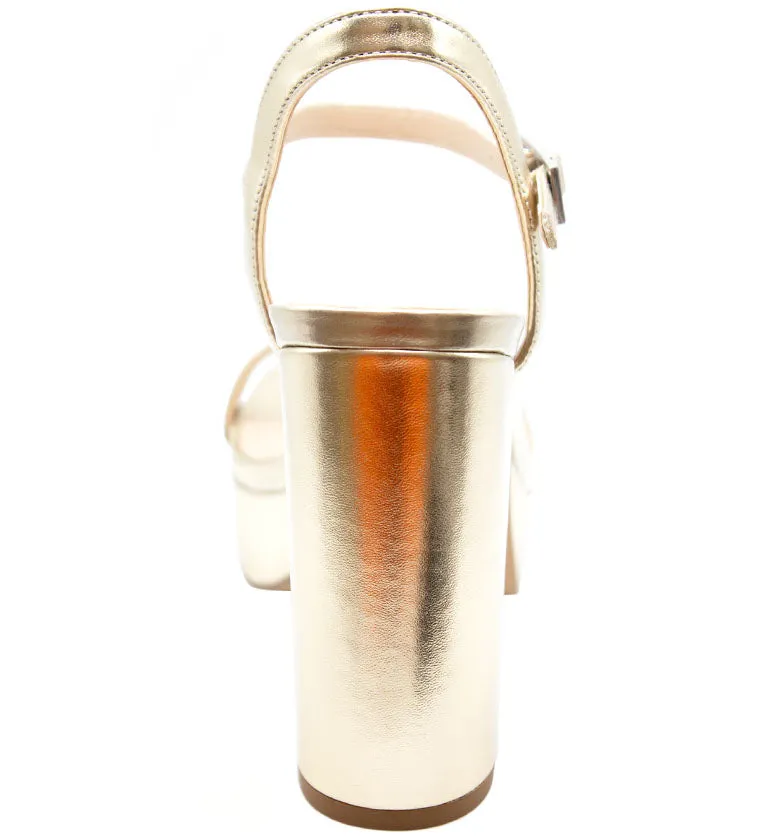 IZZY SANDAL
