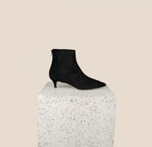Mantova - Perforated Black