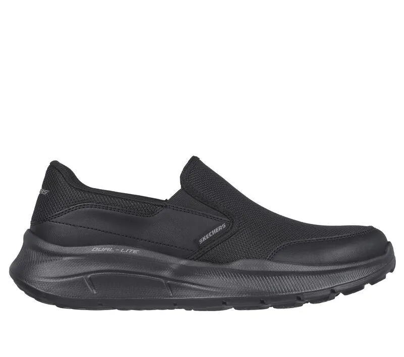 Men's Wide Fit Skechers 232515 Equalizer 5.0 Persistable Trainers