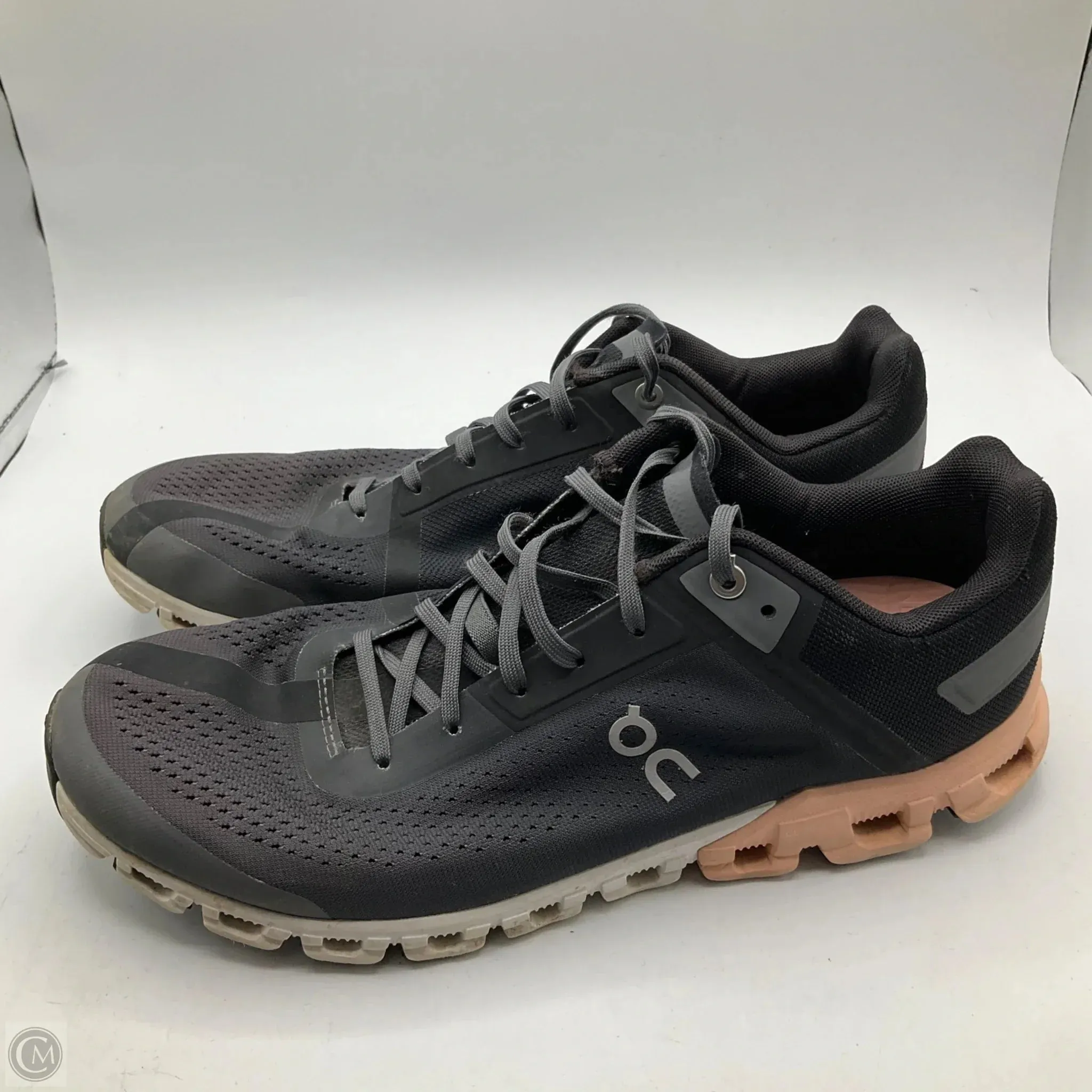 Shoes Athletic By On In Grey & Pink, Size: 11