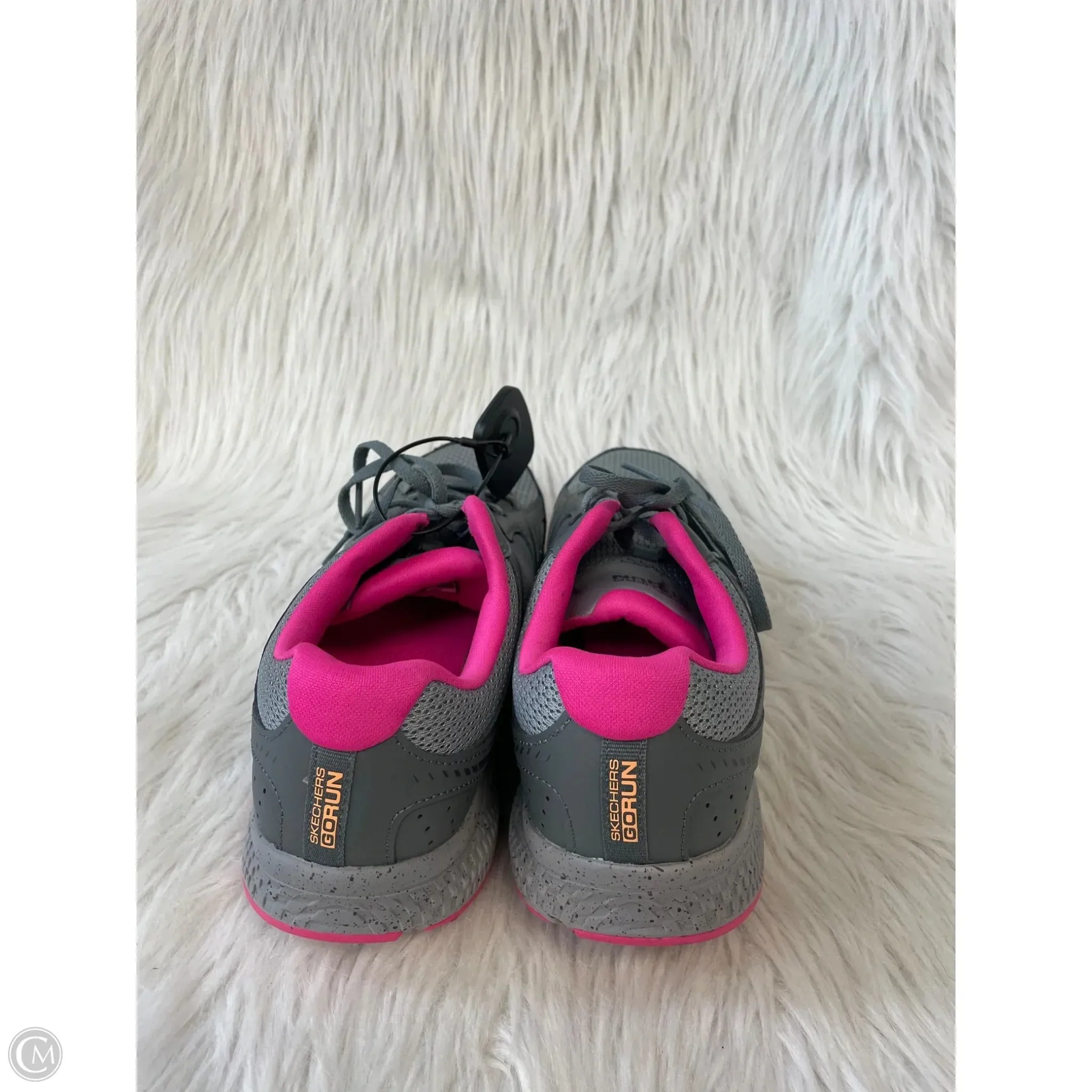 Shoes Athletic By Skechers In Grey & Pink, Size: 9.5