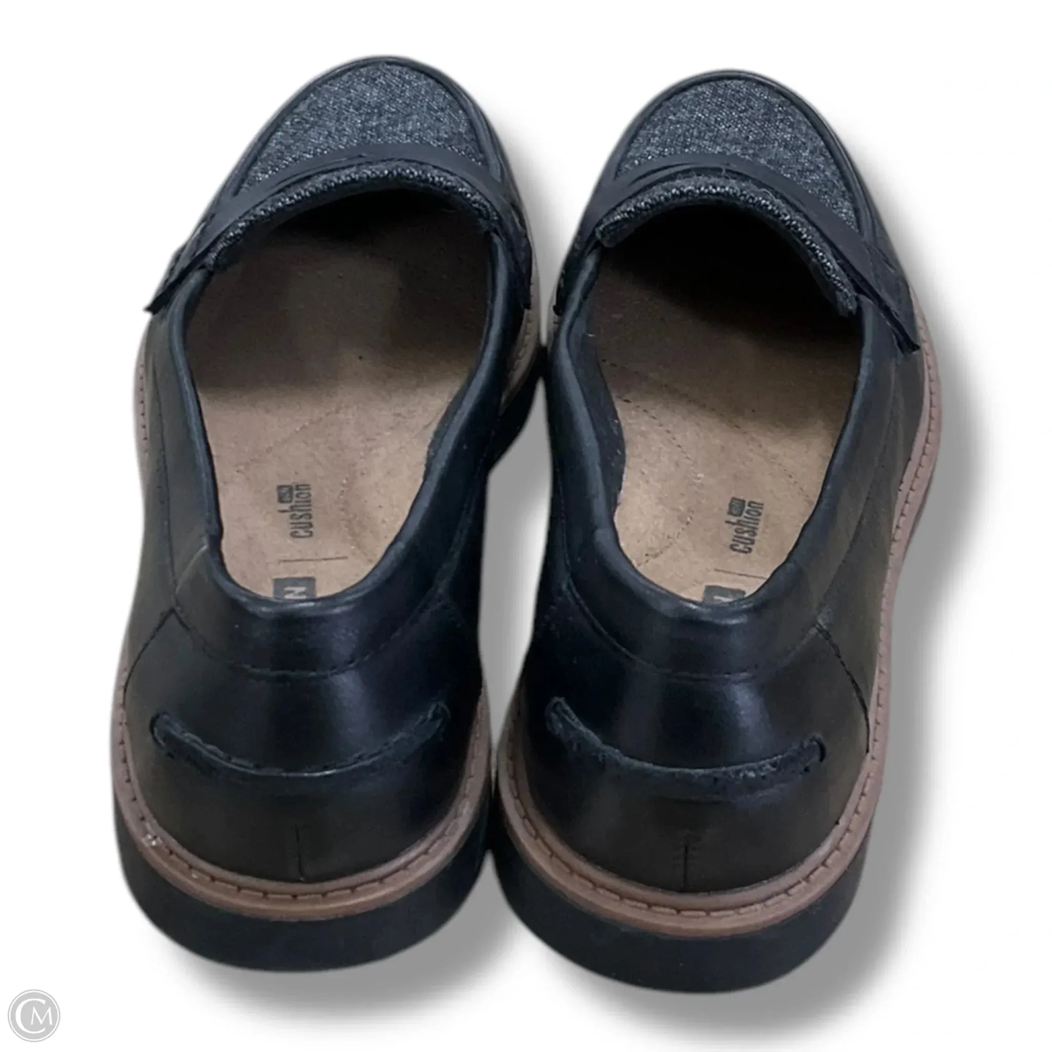 Shoes Flats By Clarks In Black, Size: 7