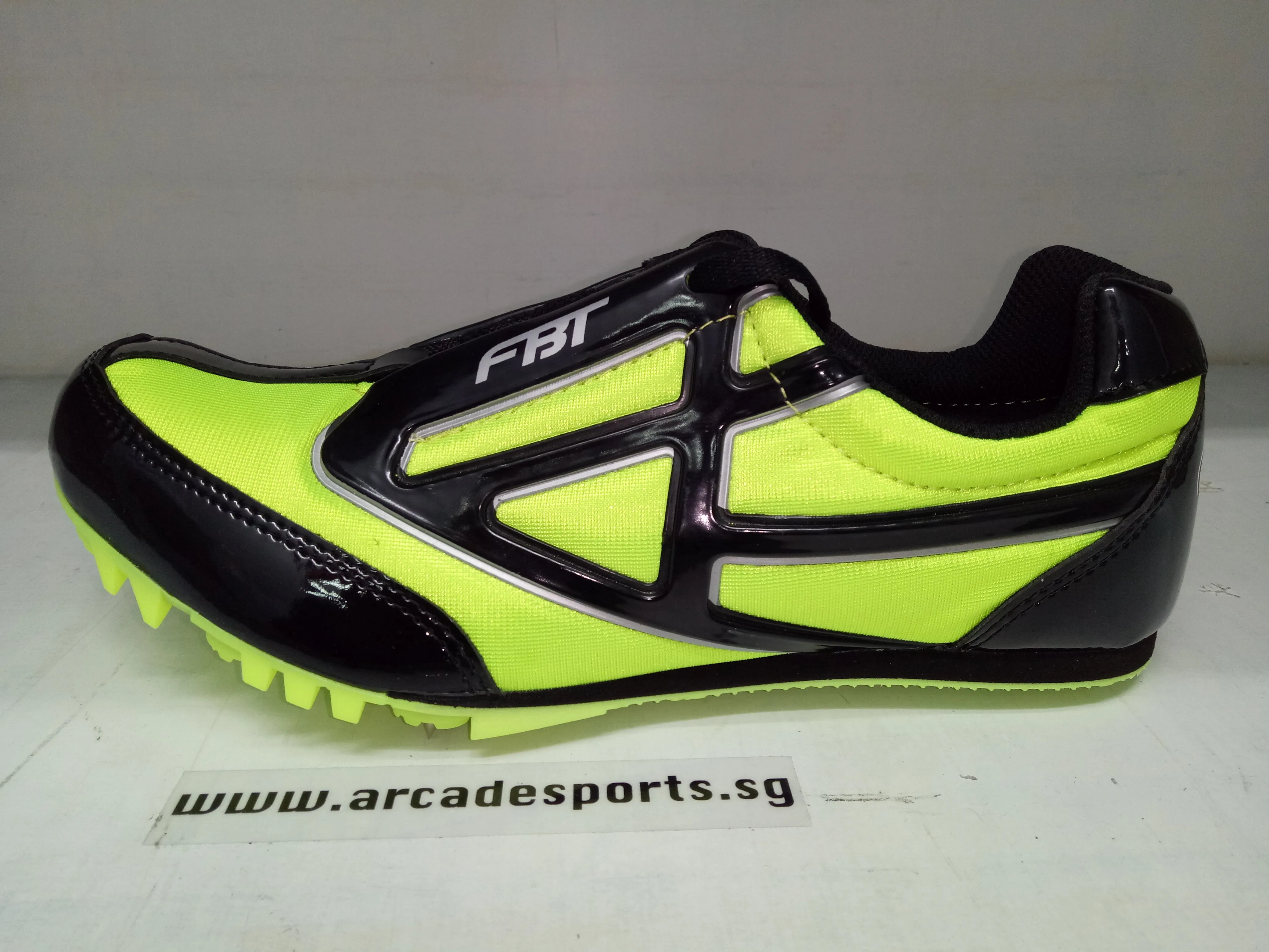 SPIKE SHOES - FBT "LIGHTED"  