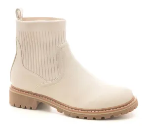 Women's Cabin Fever Boot In Cream