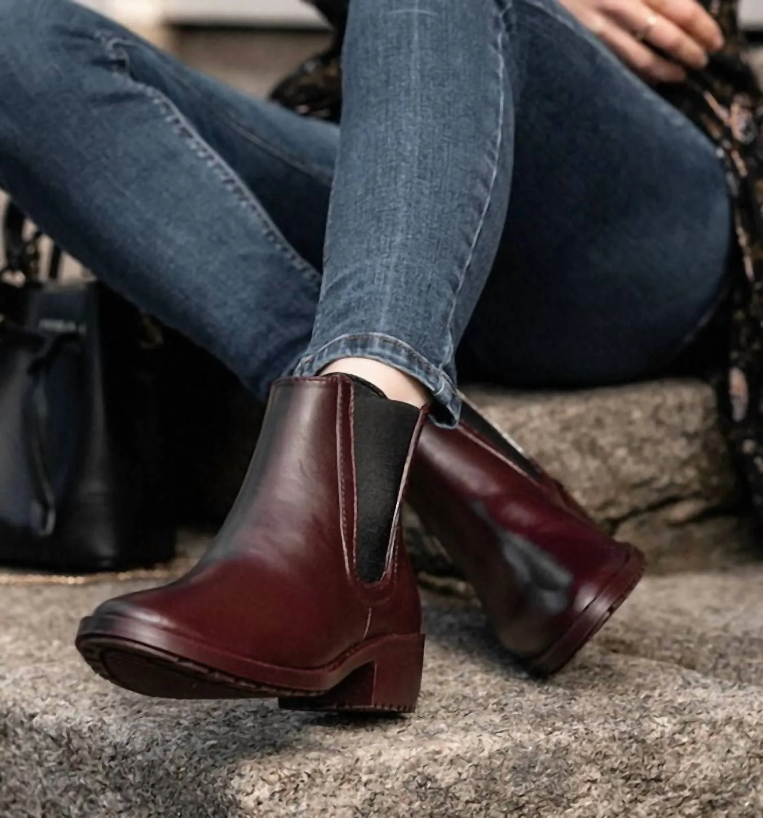 Women's Ellin Rainboot In Red Wine