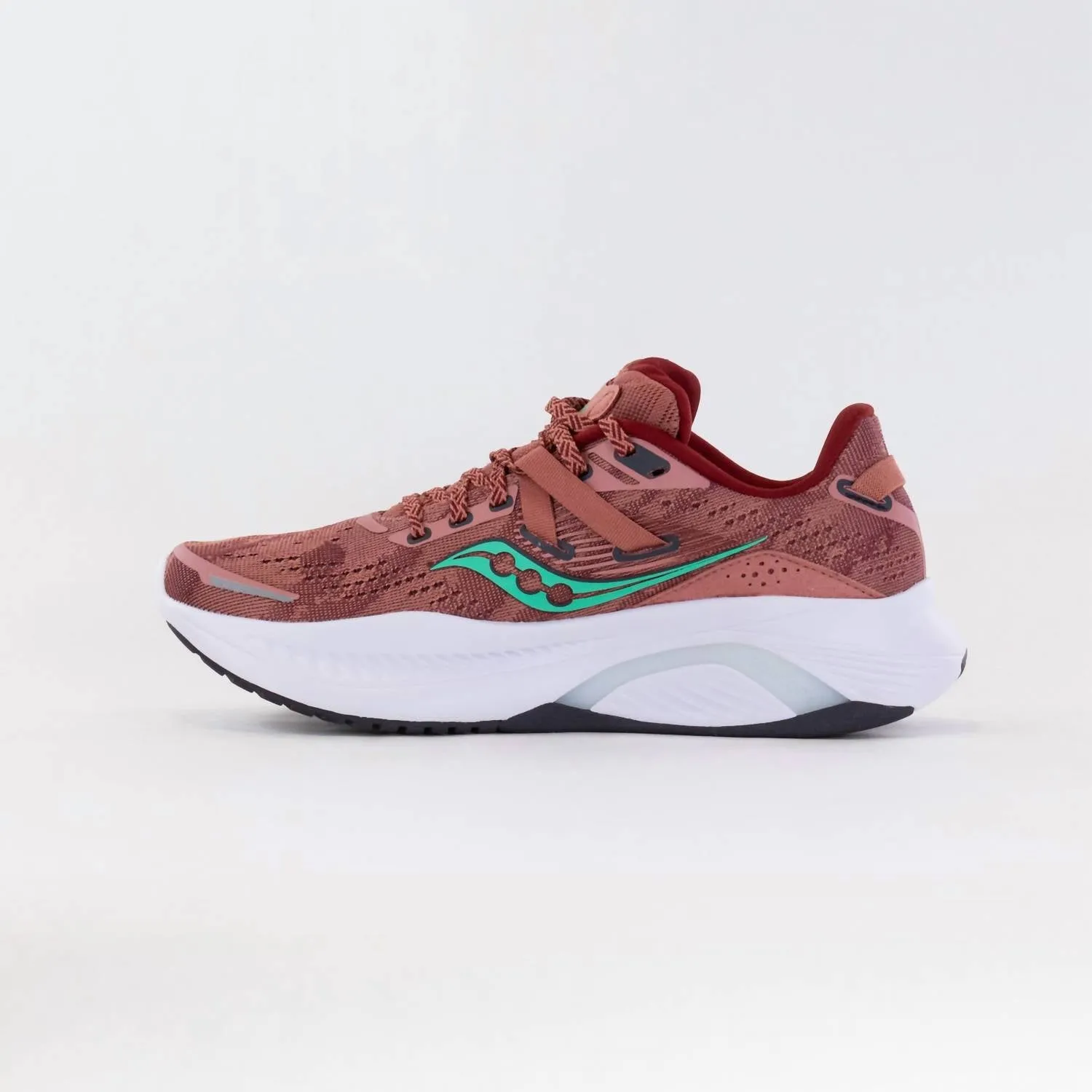 Women's Guide 16 Wide In Soot/sprig