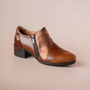 Women's Malaga Mid-Heel Leather Shoe In Brandy Combo