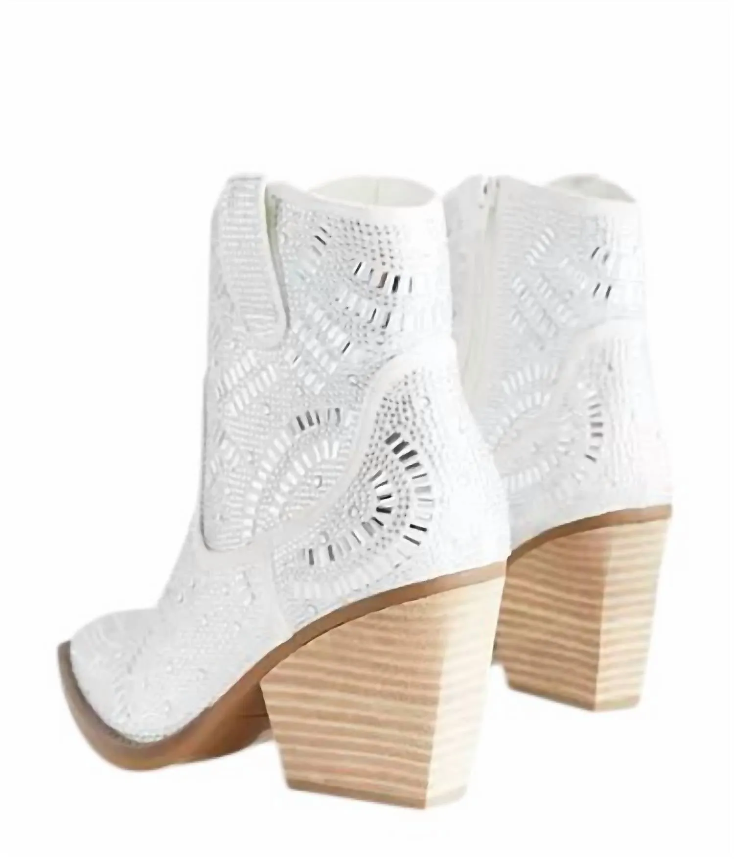 Women's Maze Boot In White Silver