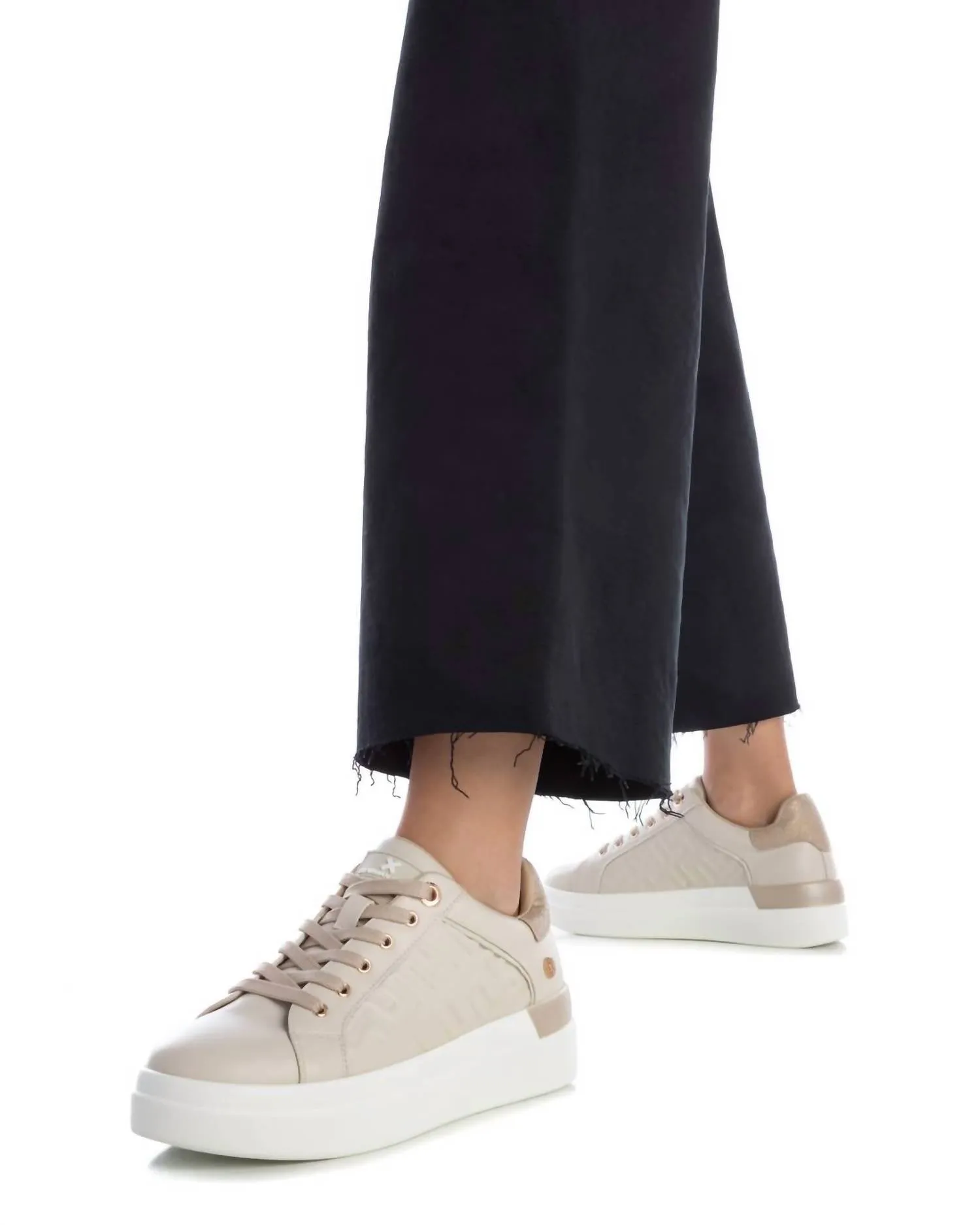 Women's Trainer Sneakers In Beige