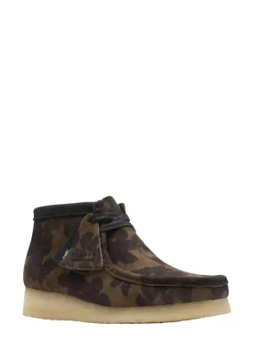 Women's Wallabee Boot In Black/khaki Floral